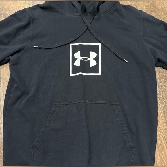 Under Armour Classic Boxed Logo Pullover Hoodie Sweatshirt Black Men’s Medium - Picture 3 of 7